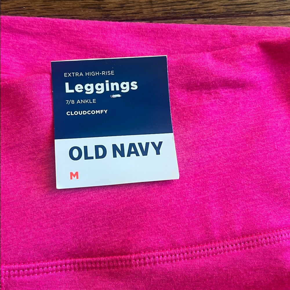 Old Navy Extra HighWaisted CloudComfy 7/8 Leggings hot pink Flamingo, Medium NWT - Picture 6 of 9